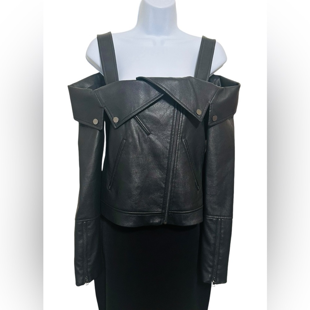 NWT BCBG Maxazaria Clyde Cold-Shoulder Faux-Leather Moto Black Jacket Size Small